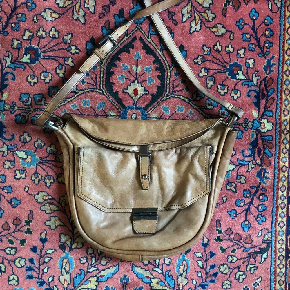Gorgeous brown leather Kooba crossbody